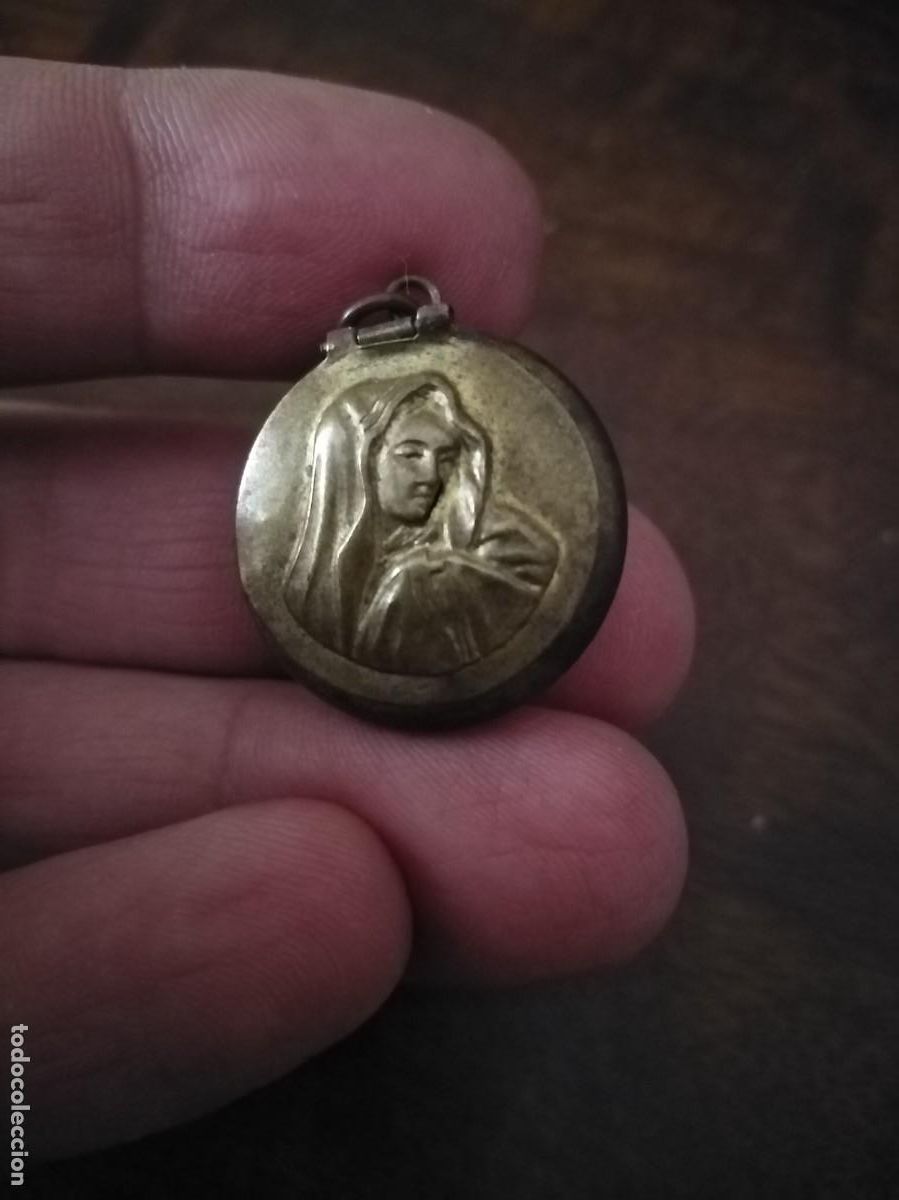 Antig&uuml;edades: Medalla c&aacute;psula, cajita. - Foto 1