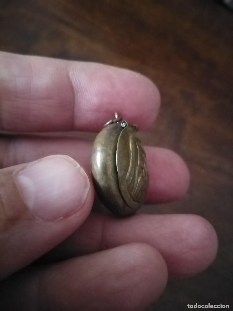 Antig&uuml;edades: Medalla c&aacute;psula, cajita. - Foto 2