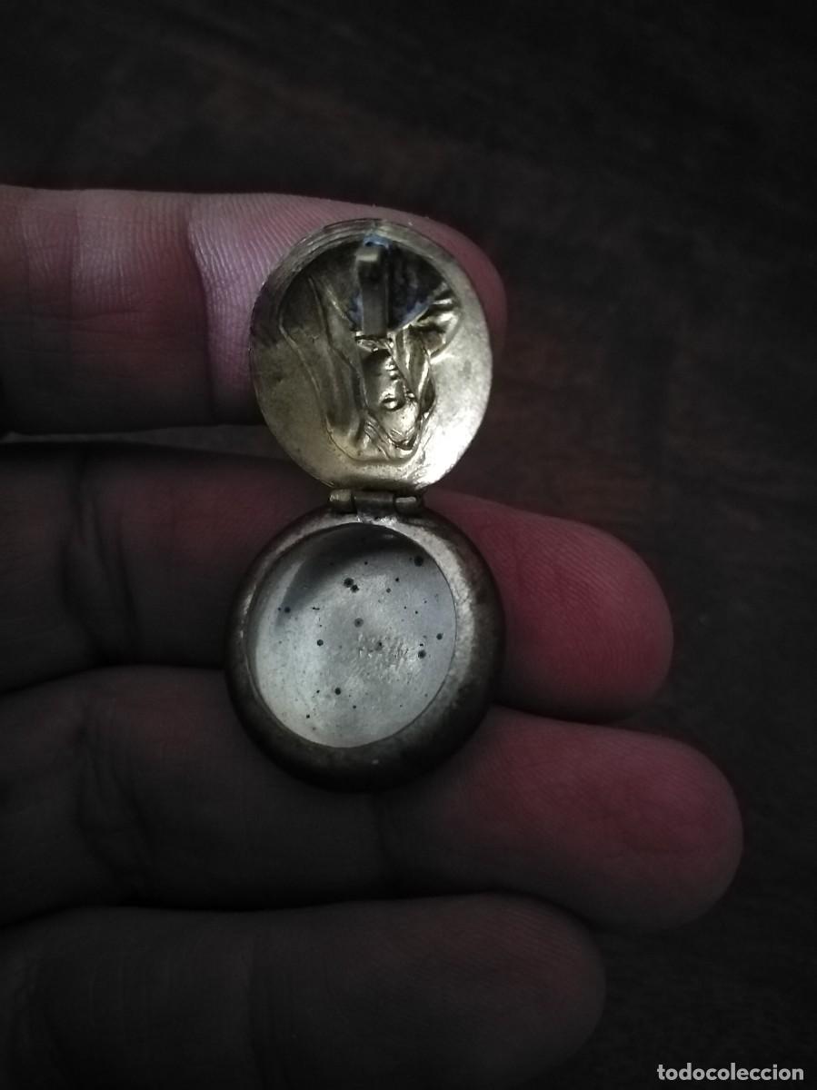 Antig&uuml;edades: Medalla c&aacute;psula, cajita. - Foto 5