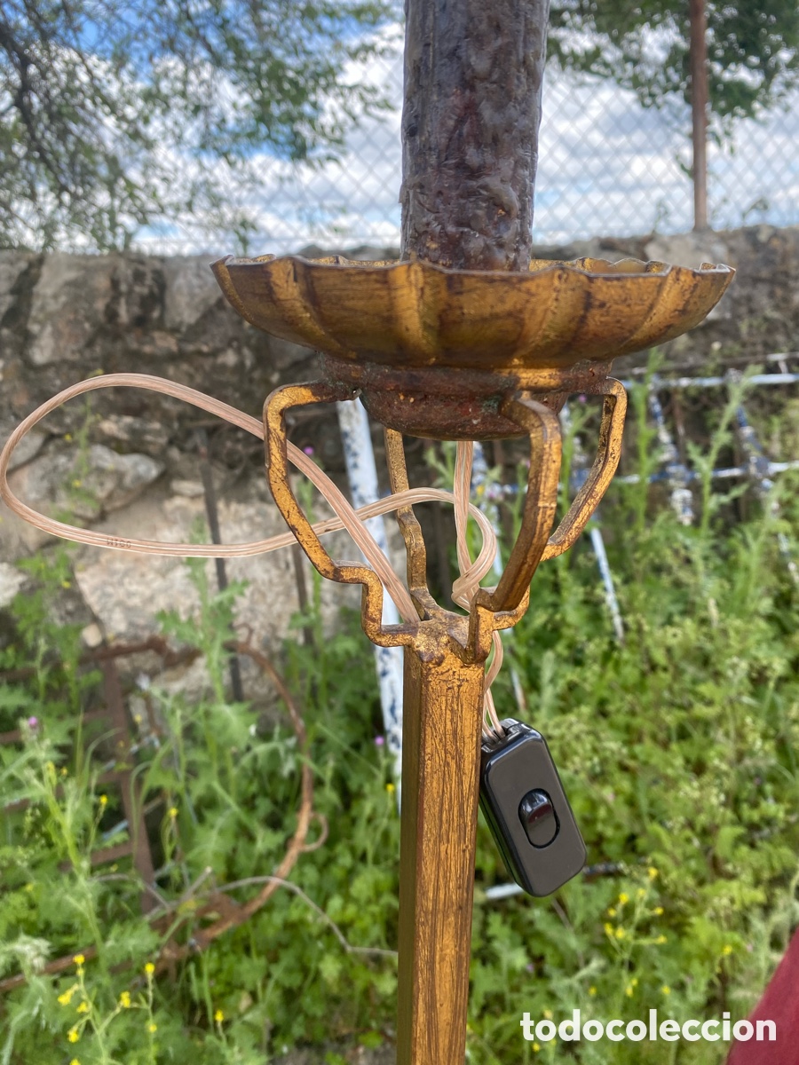 Antig&uuml;edades: L&aacute;mpara de pie en hierro dorado - Foto 4