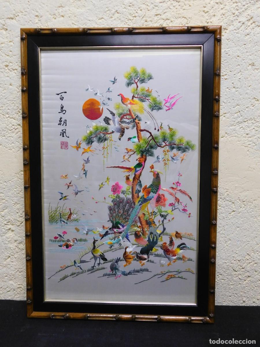 Antig&uuml;edades: BORDADO SOBRE SEDA ORIENTAL - Foto 1