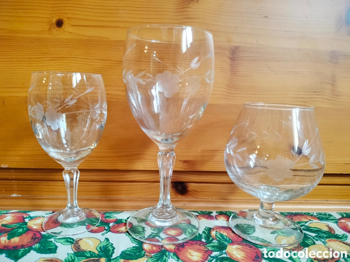Antig&uuml;edades: Conjunto copas cristal - Foto 2