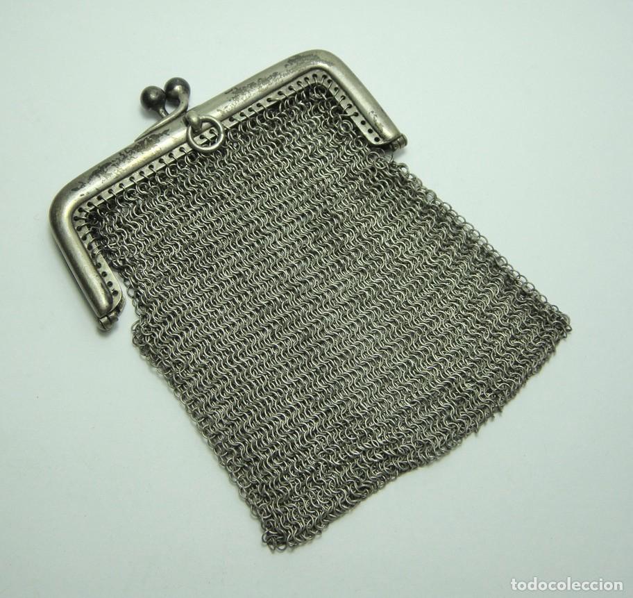 Antig&uuml;edades: Monedero de malla en PLATA con boquilla cuadrangular. Ca. 1910&ndash;1920 - Foto 1