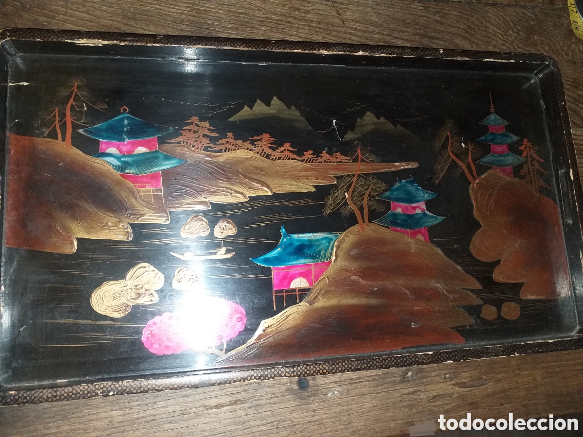 Antig&uuml;edades: Bandeja lacada antigua - Foto 1