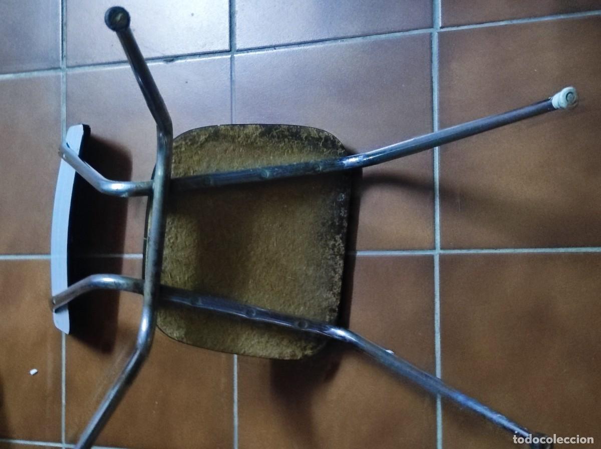 Antig&uuml;edades: Silla cocina a&ntilde;os 70 - Foto 2