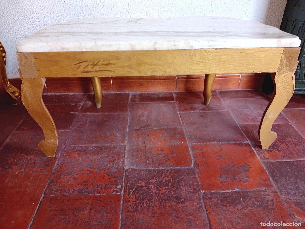 Antig&uuml;edades: Mesa credencia dorada con m&aacute;rmol veteado - Foto 4