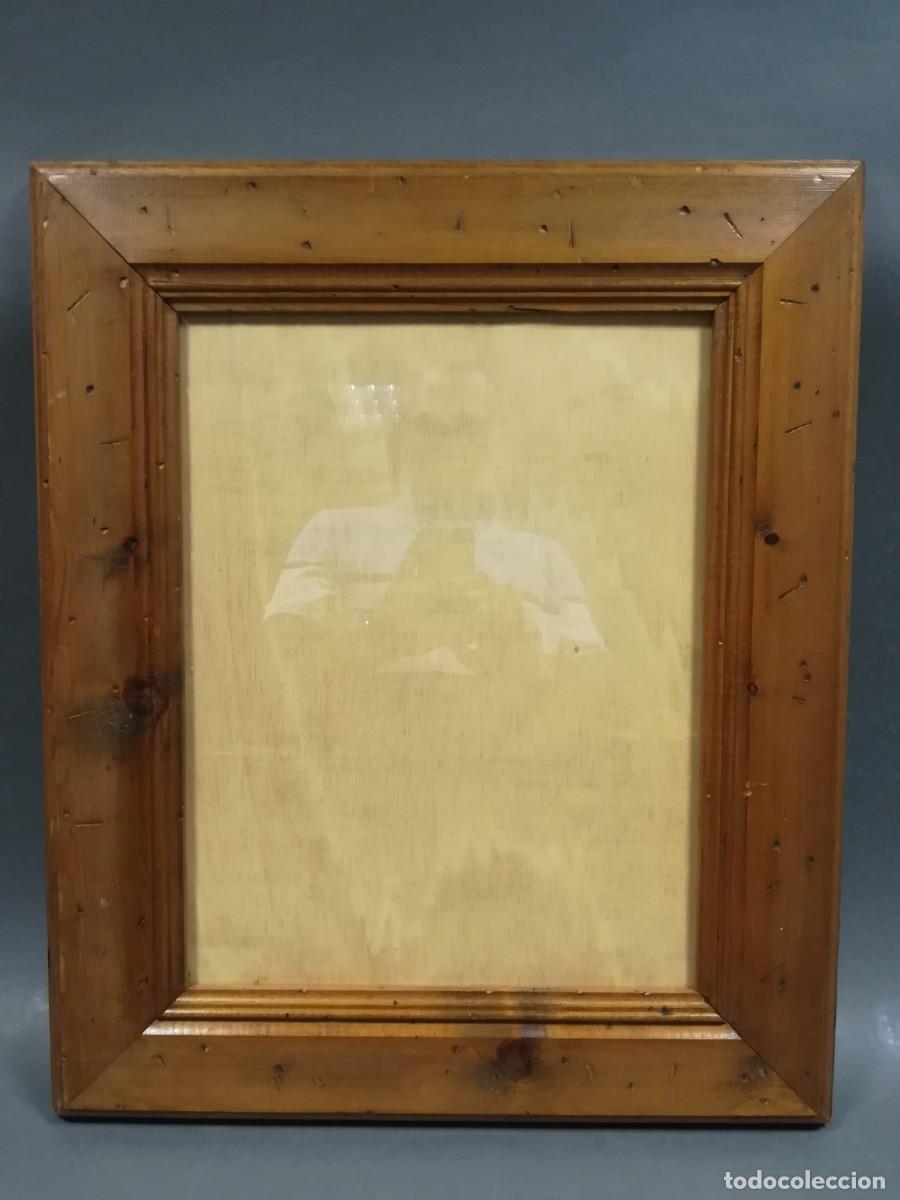 Antig&uuml;edades: MARCO DE MADERA DE PINO CON CRISTAL - Foto 1