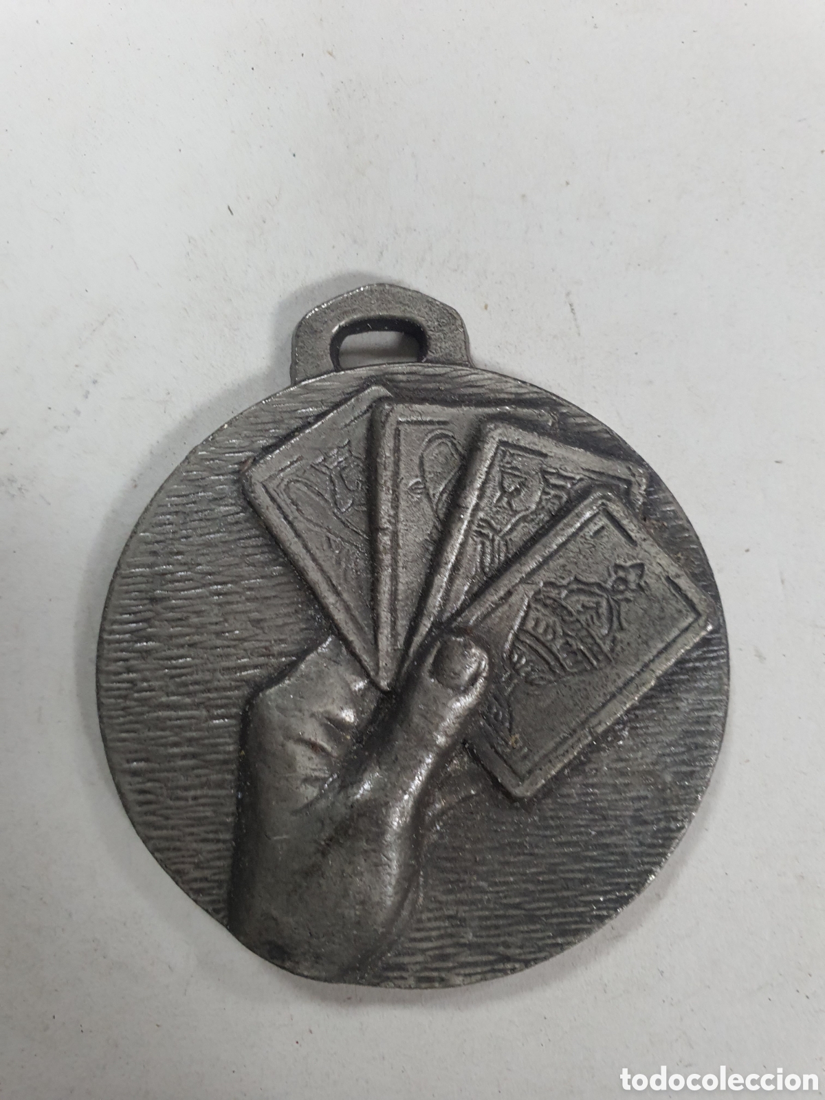Antig&uuml;edades: Medalla cartas - Foto 1