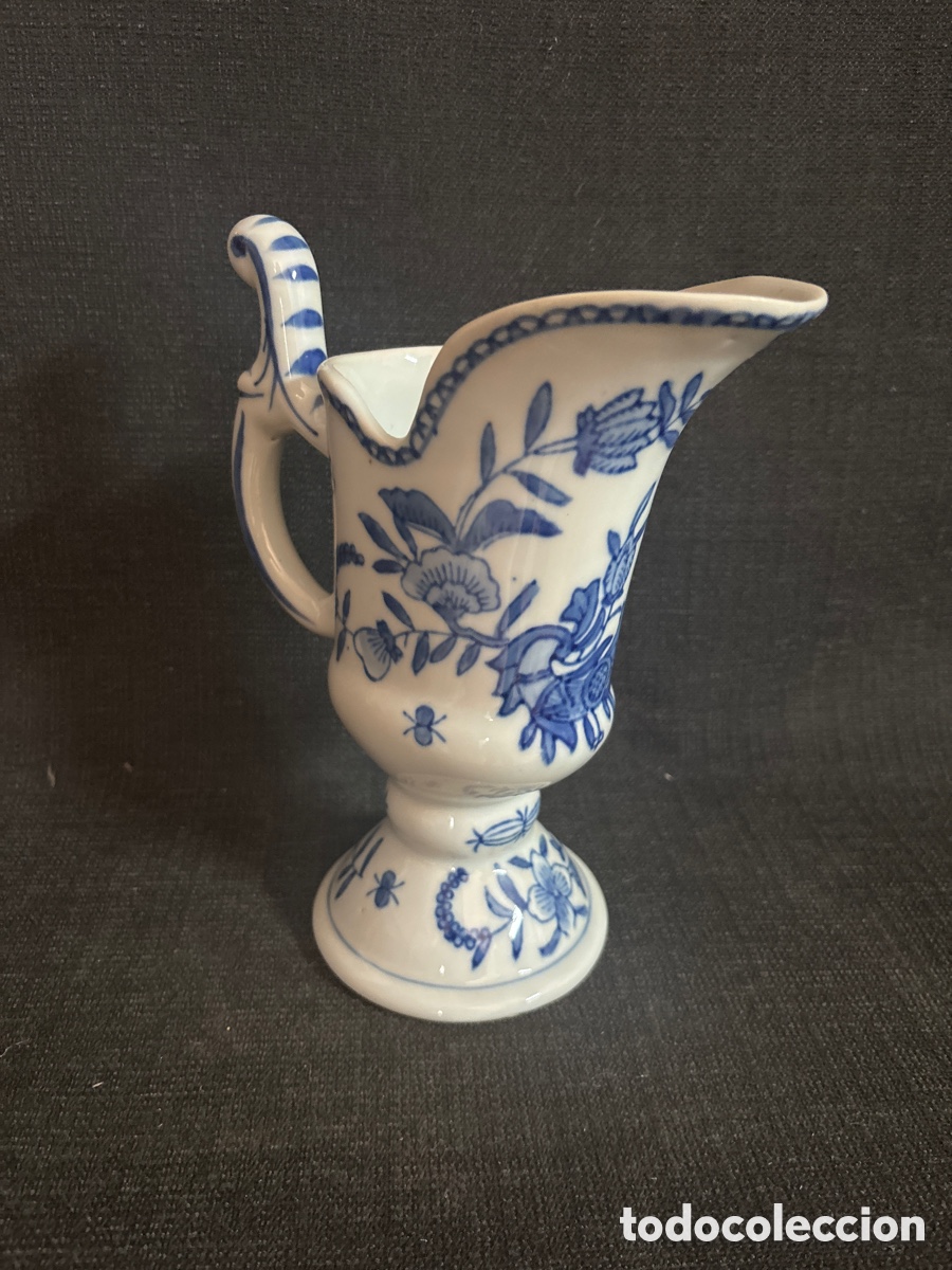 Antig&uuml;edades: Jarra azul de Ceramica - Foto 1