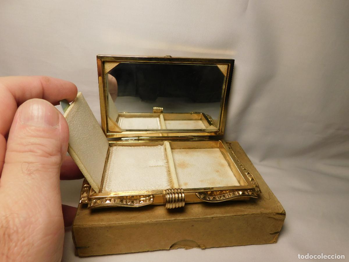 Antig&uuml;edades: Polvera Vanity simil nacar - Foto 2