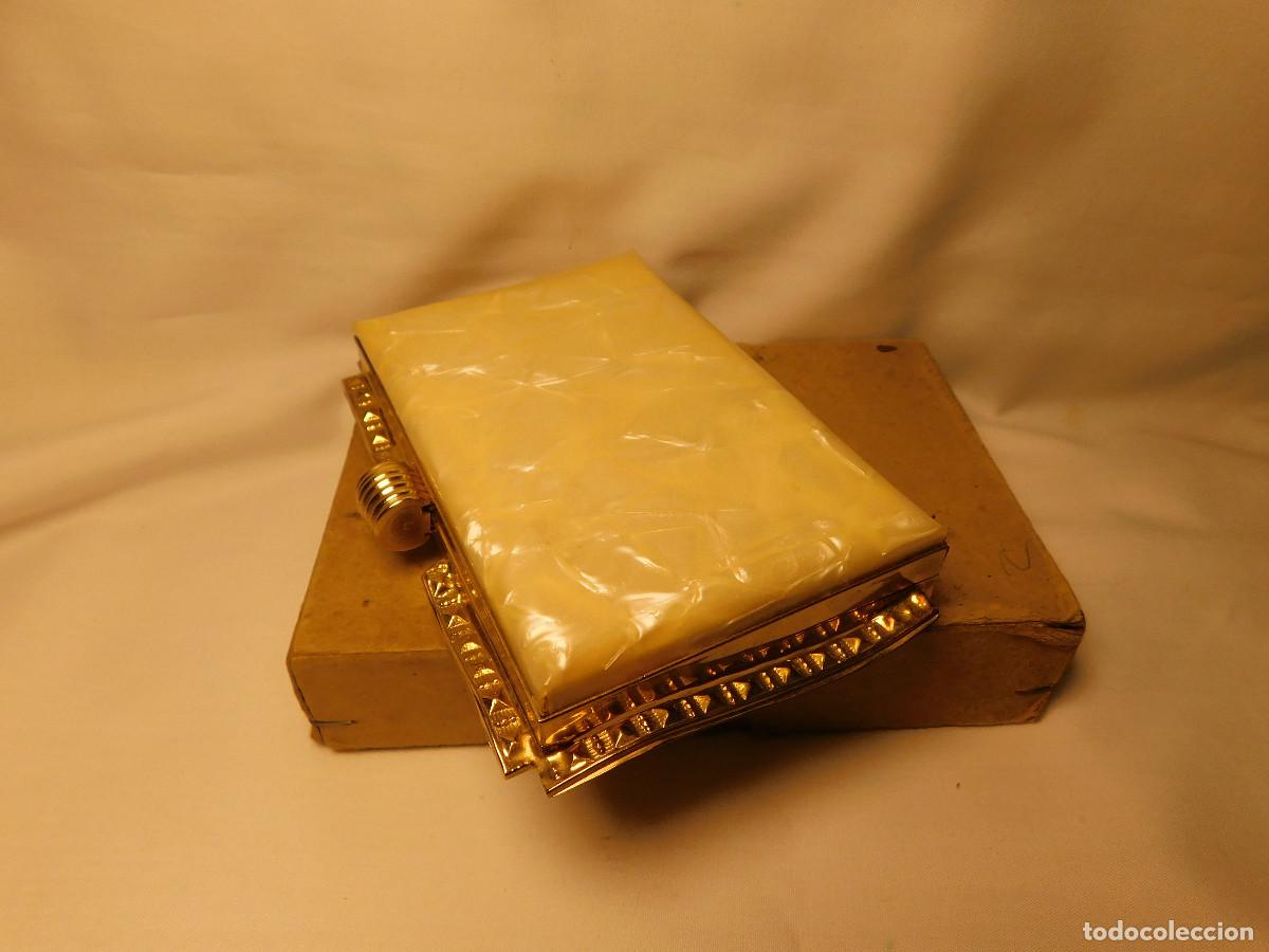 Antig&uuml;edades: Polvera Vanity simil nacar - Foto 10