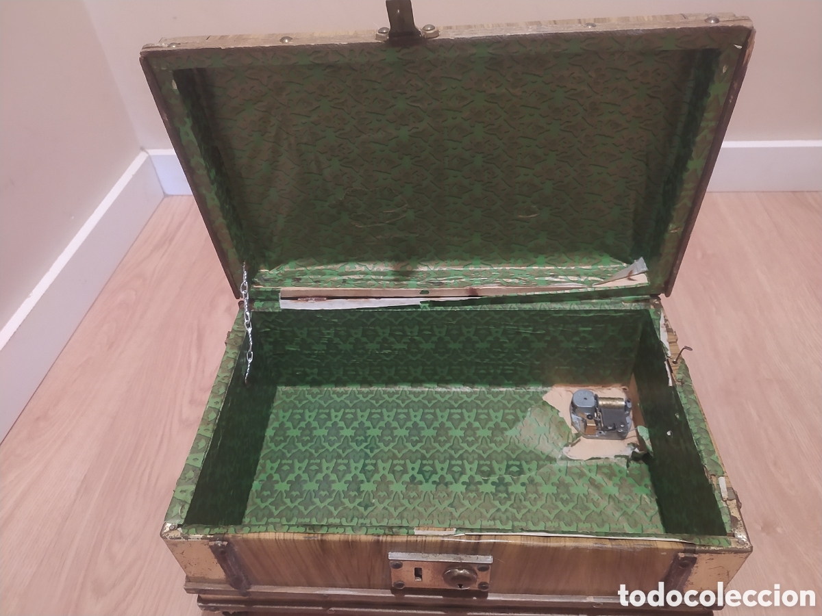 Antig&uuml;edades: Arc&oacute;n madera y chapa - Foto 7