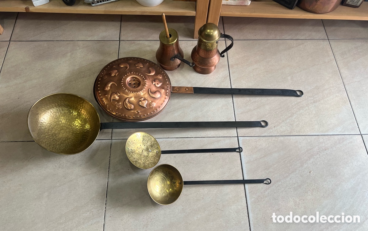 Antig&uuml;edades: Lote de utensilios cobre y bronce - Foto 1