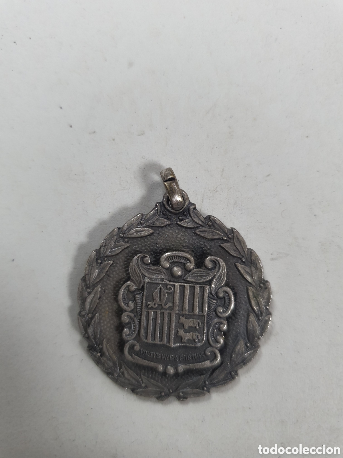 Antig&uuml;edades: Medalla andorra - Foto 1
