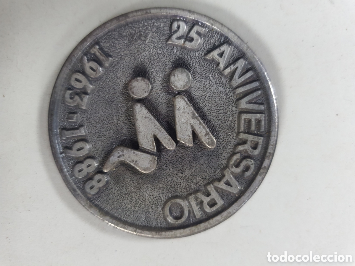 Antig&uuml;edades: Medalla natacion - Foto 1