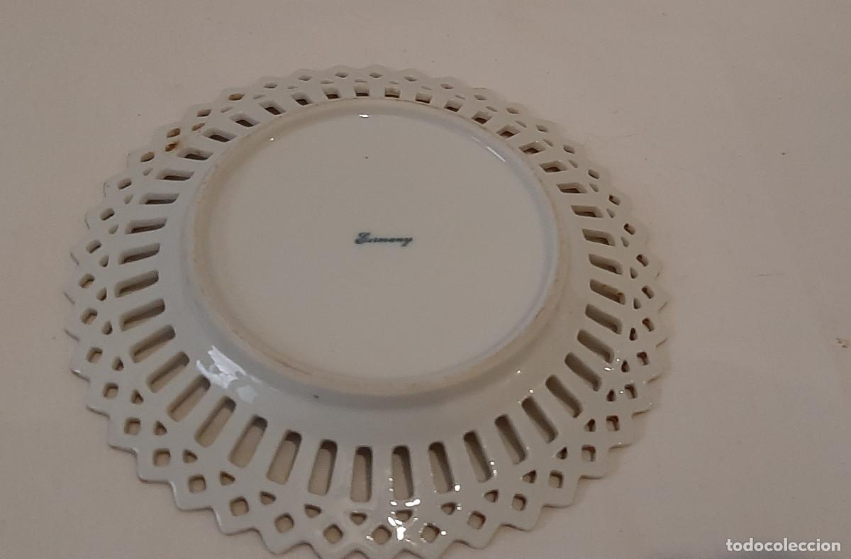 Antig&uuml;edades: Plato de encaje de porcelana - Foto 3