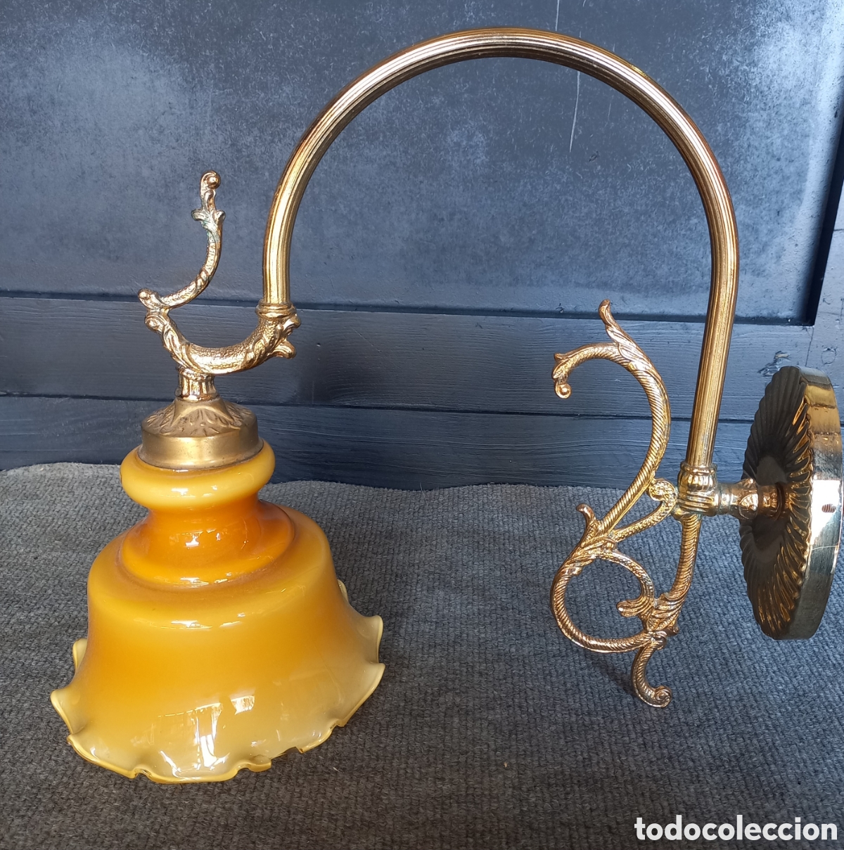 Antig&uuml;edades: Aplique de bronce - Foto 1