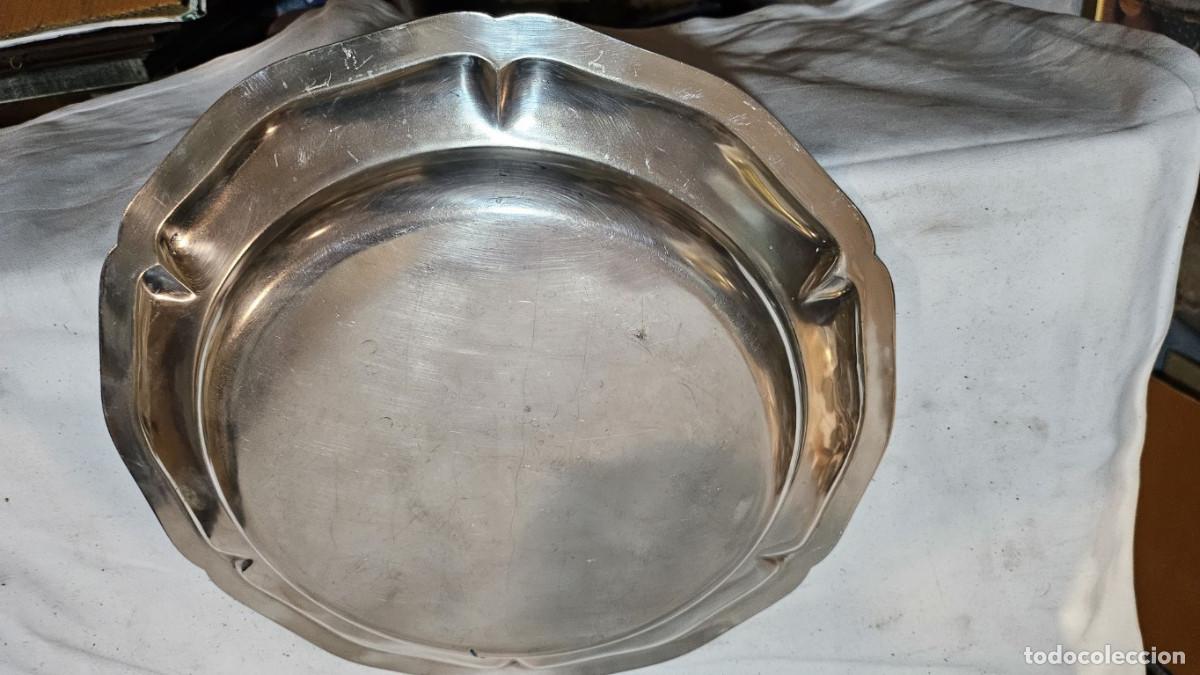 Antig&uuml;edades: plato ba&ntilde;ada en plata - Foto 3