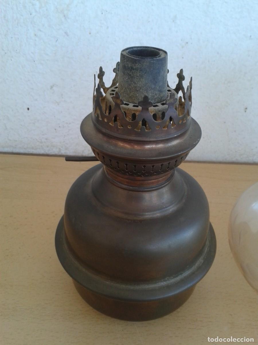 Antig&uuml;edades: QUINQUE ANTIGUO DE LATON CON TULIPA - Foto 6