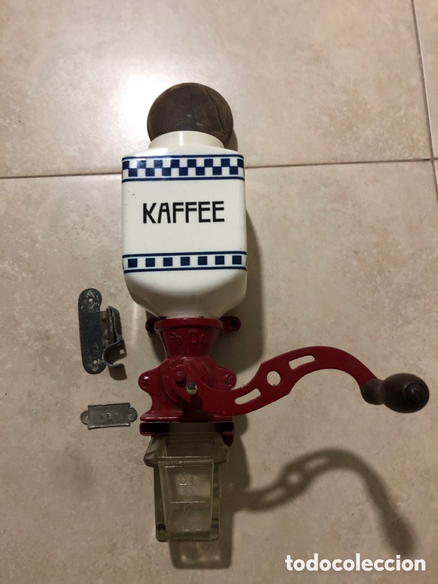 Antiquit&eacute;s: Molinillo antiguo de caf&eacute; de pared