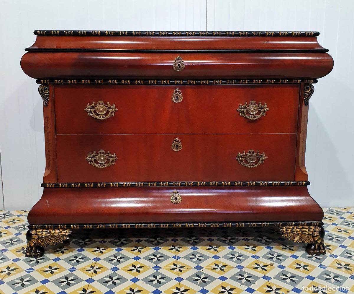 Antig&uuml;edades: Comoda y espejo en madera de caoba maciza - Foto 2