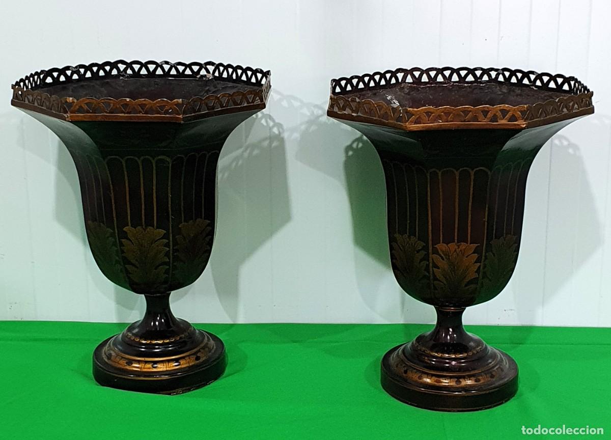 Antig&uuml;edades: Antigua pareja de jarrones esmaltados - Foto 2