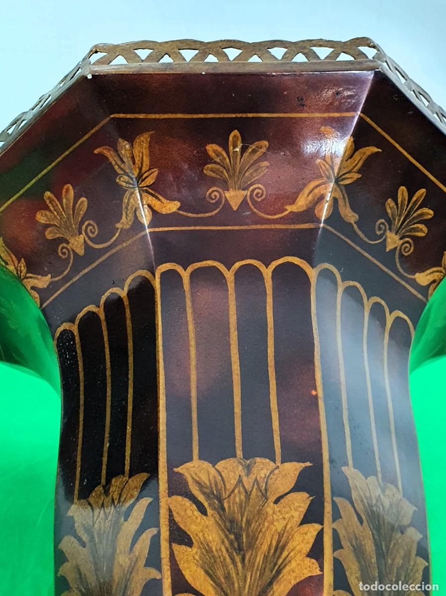 Antig&uuml;edades: Antigua pareja de jarrones esmaltados - Foto 3