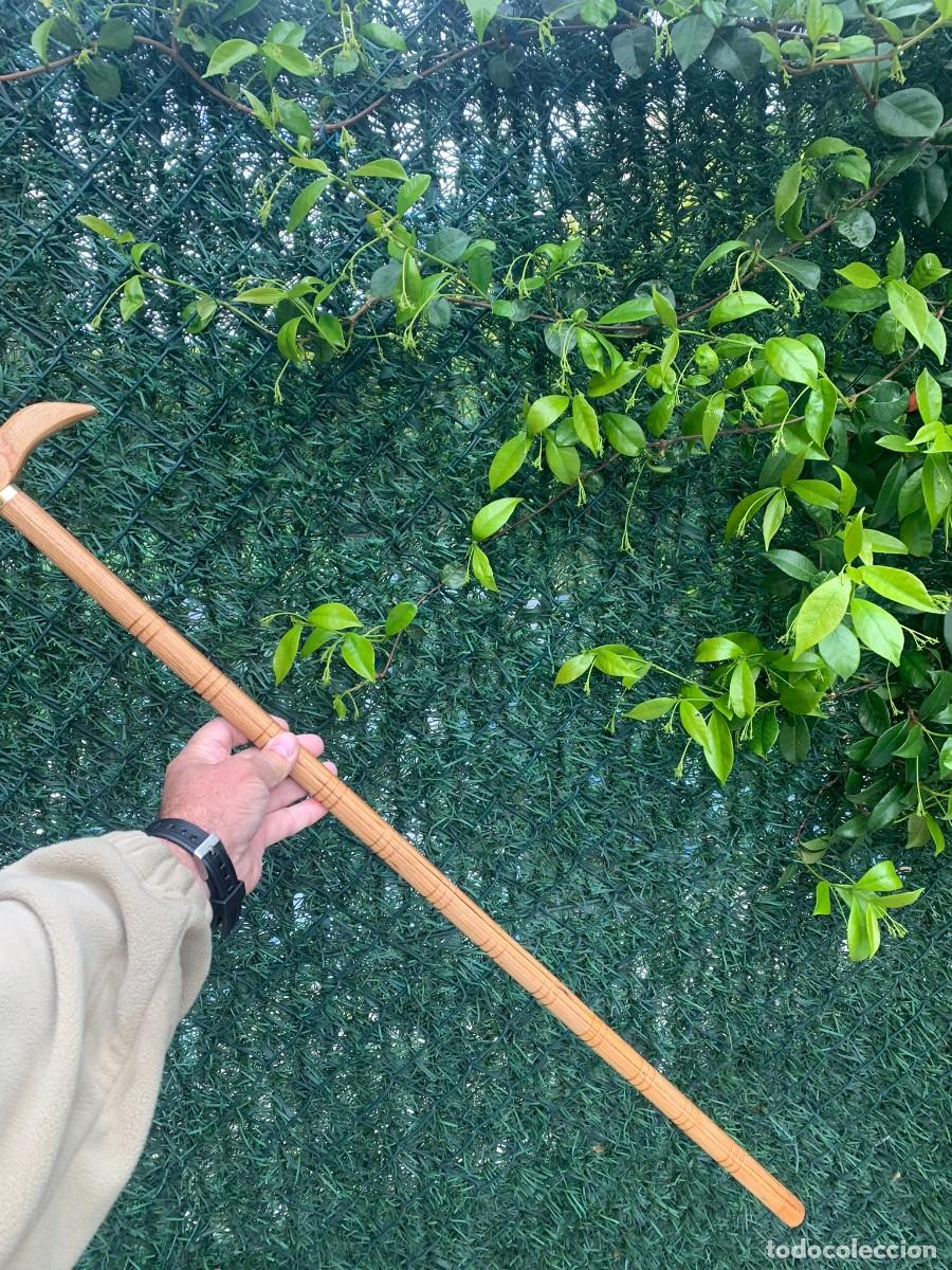 Antig&uuml;edades: BAST&Oacute;N MADERA TALLADA ARTESANO 82 CM - Foto 12