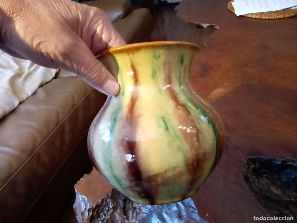 Antig&uuml;edades: JARRON CERAMICA DE LA BISBAL 17 CM - Foto 2