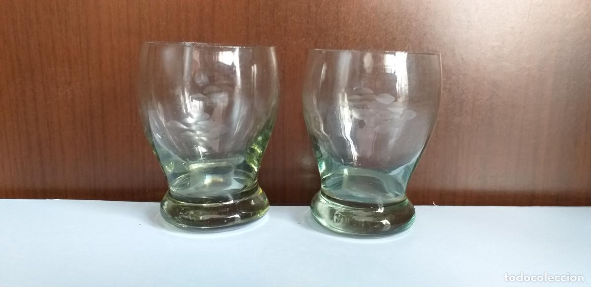 Antig&uuml;edades: 2 vasos de chupito de cristal - Foto 2