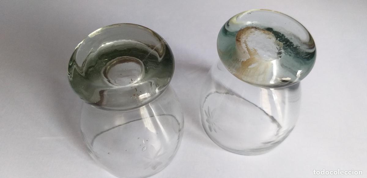 Antig&uuml;edades: 2 vasos de chupito de cristal - Foto 5