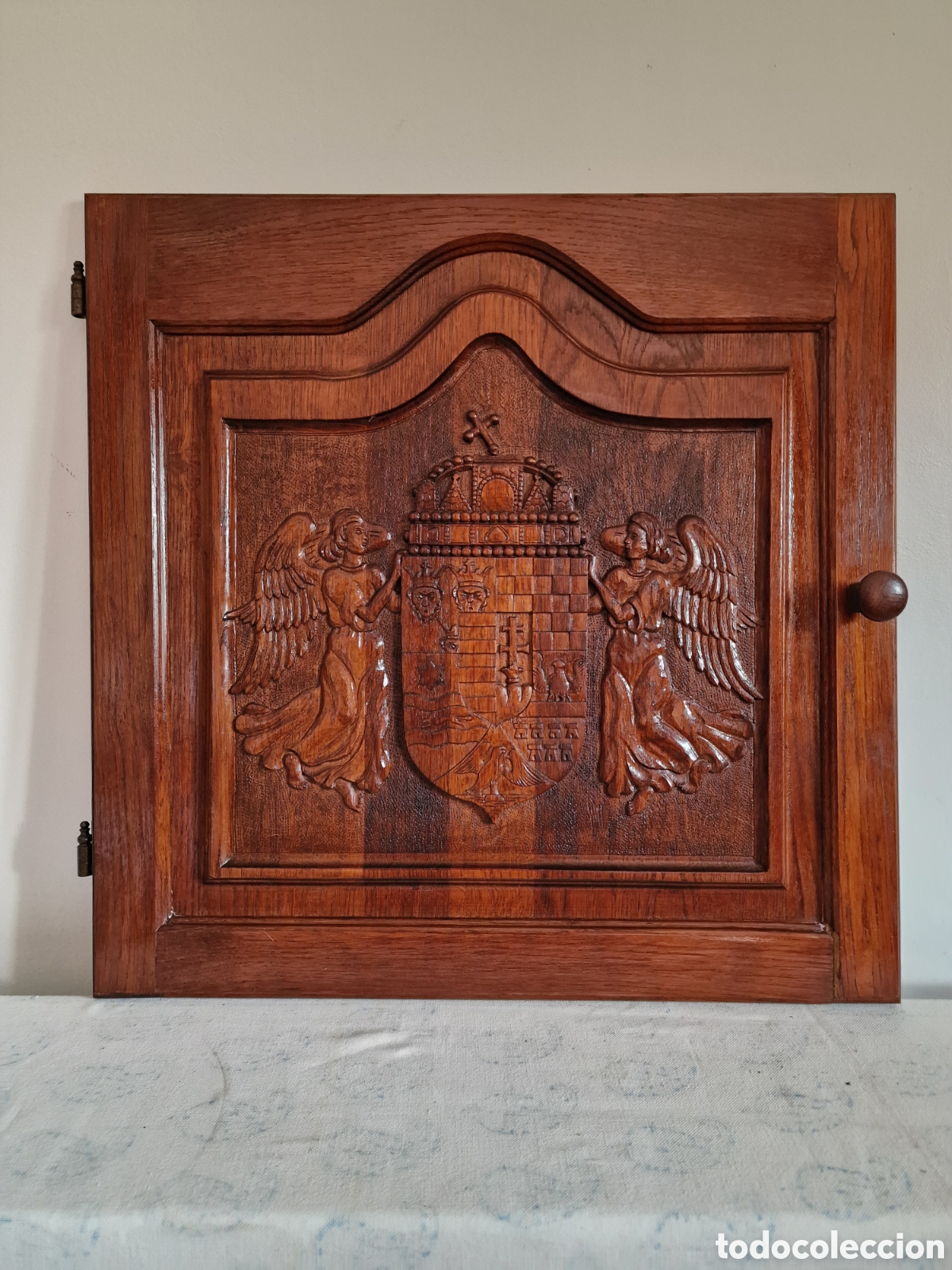 Antig&uuml;edades: 2 puertas con escudos - Foto 1