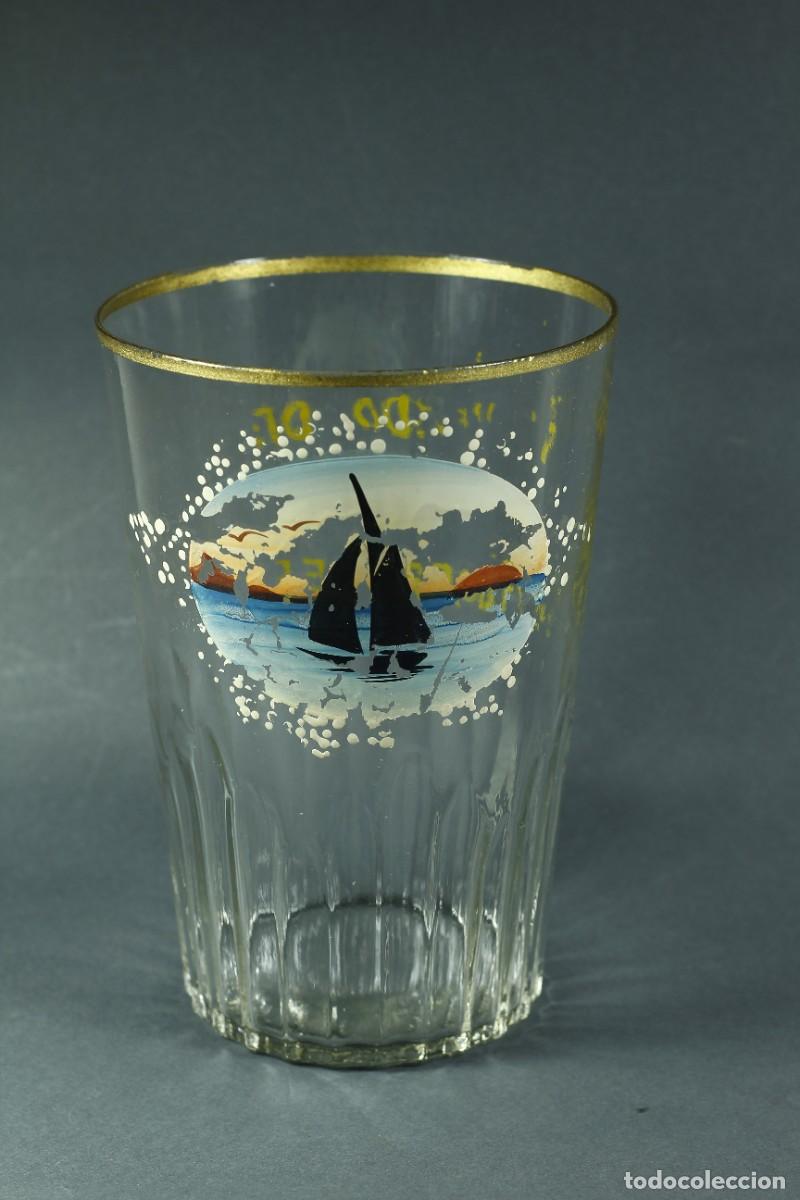 Antig&uuml;edades: GRAN VASO CRISTAL SANTA LUC&Iacute;A (CARTAGENA), RECUERDO DE LOS ALC&Aacute;ZARES. PPIO. S. XX. 16 X 11 X 8 CMS.