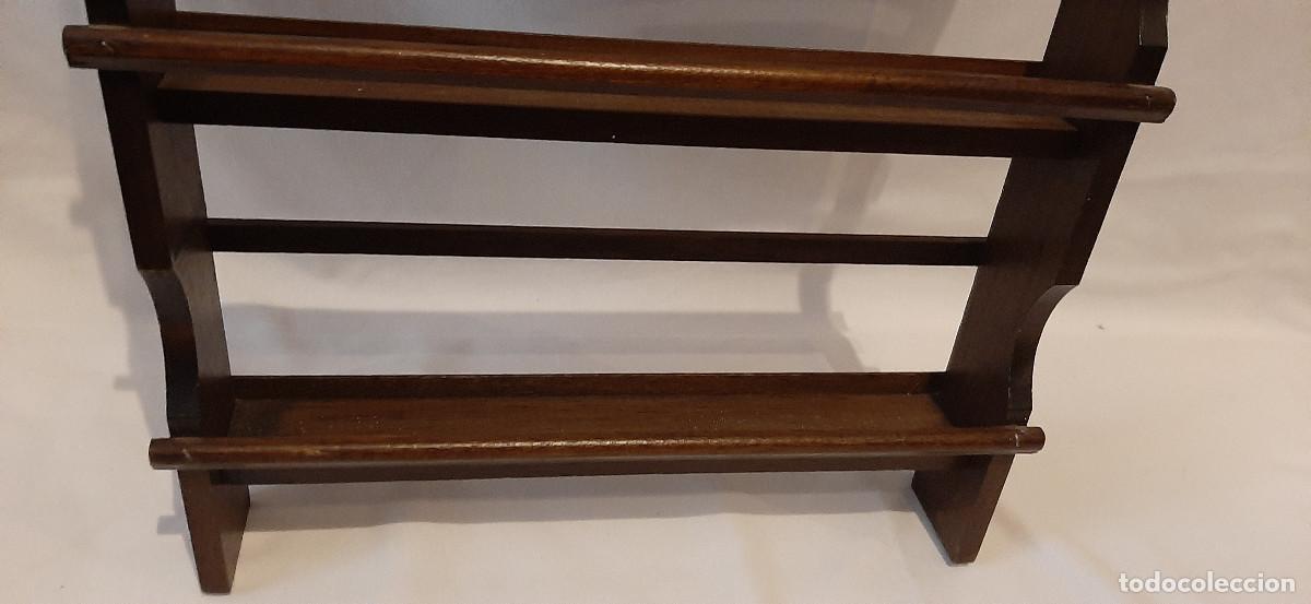 Antig&uuml;edades: Estanter&iacute;a de madera...coleccionismo - Foto 4