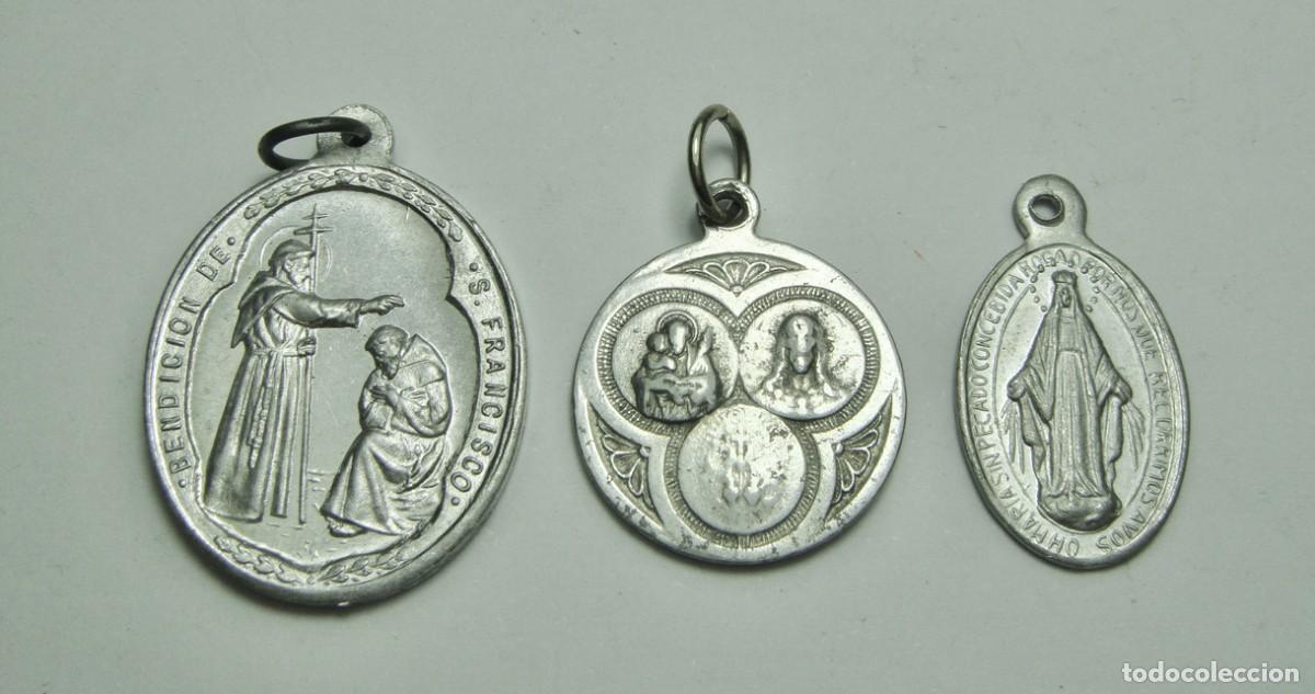 Antig&uuml;edades: Lote de medallas religiosas. - Foto 1