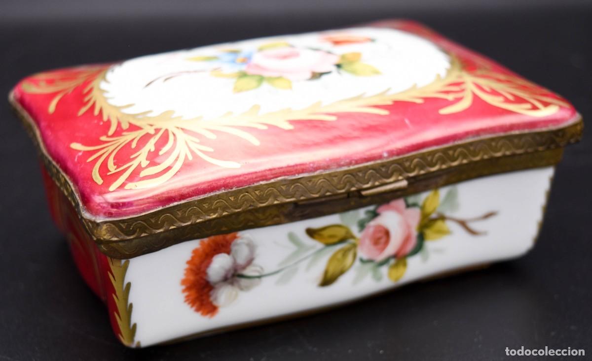 Antig&uuml;edades: Caja de porcelana - Joyero - Foto 10