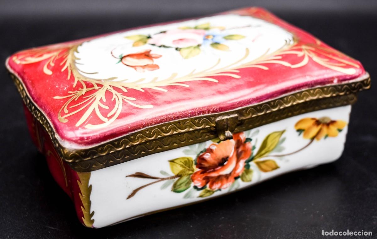 Antig&uuml;edades: Caja de porcelana - Joyero - Foto 12