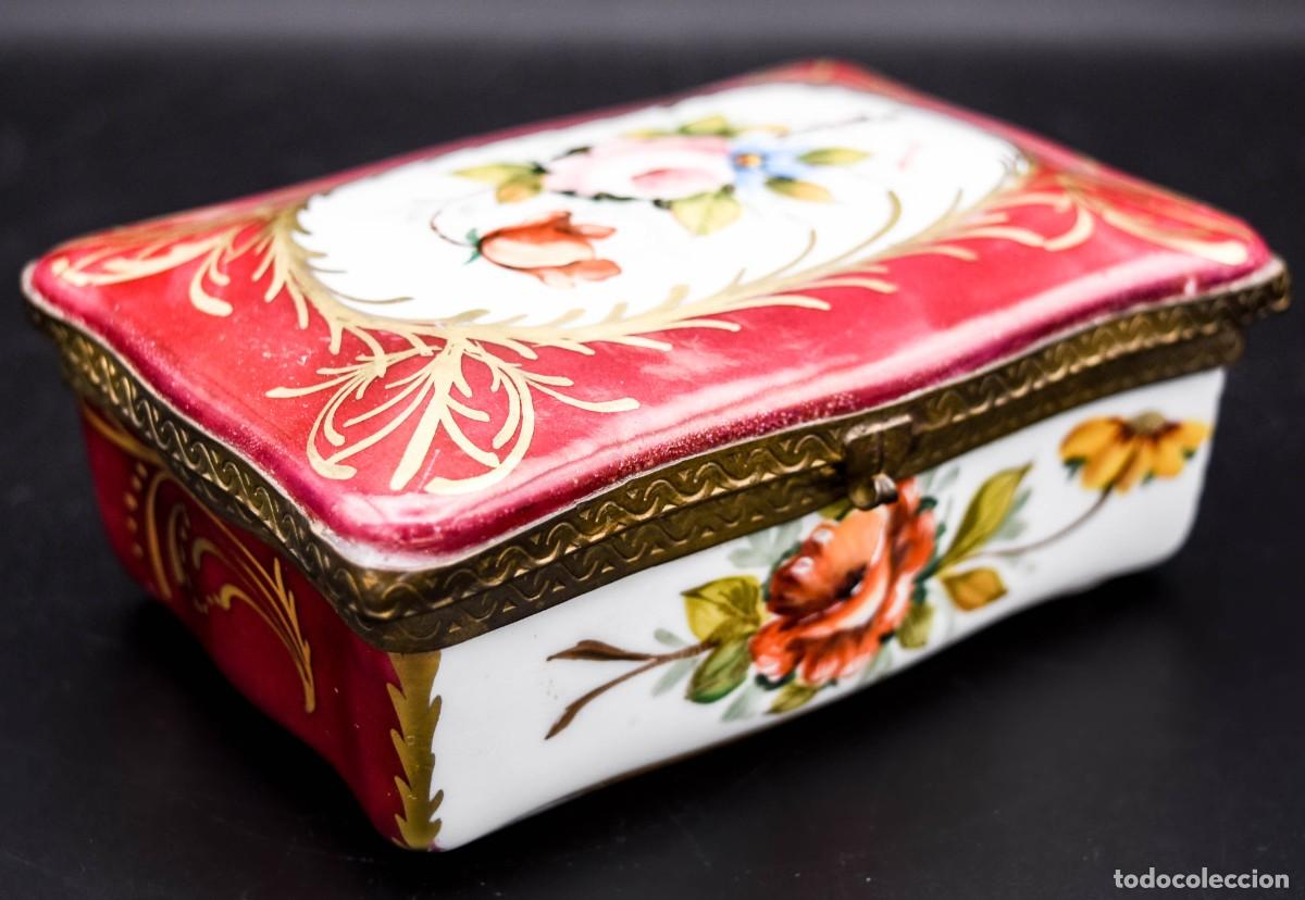 Antig&uuml;edades: Caja de porcelana - Joyero - Foto 15