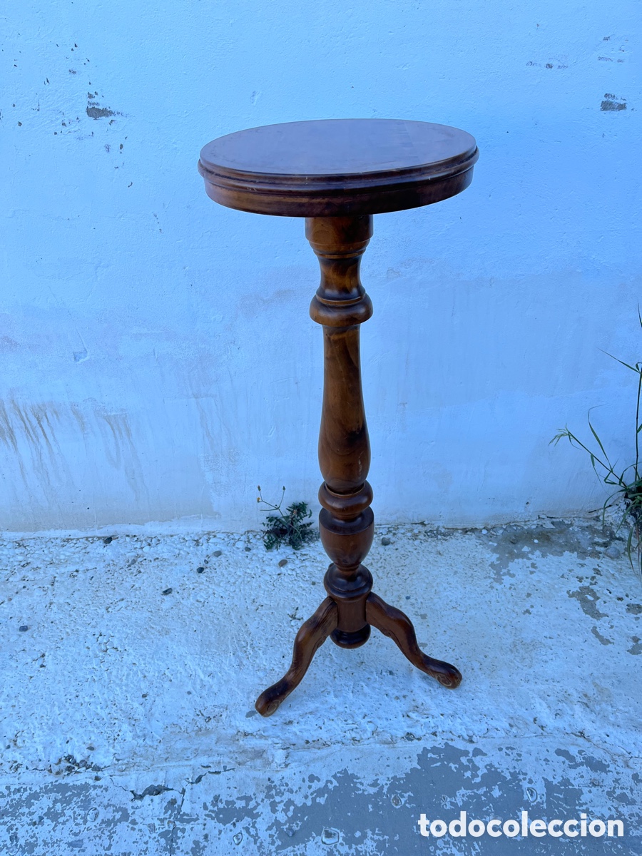 Antig&uuml;edades: Peana madera antigua - Foto 1