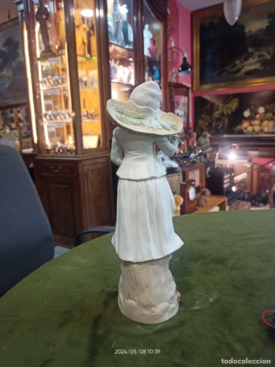 Antig&uuml;edades: Figura en porcelana biscuit. REF-3769 - Foto 4