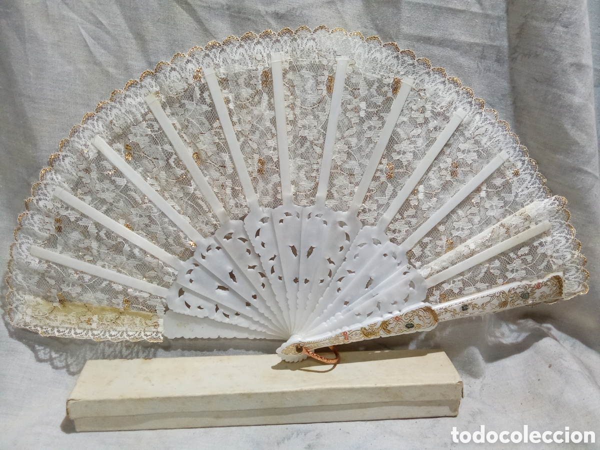 Antig&uuml;edades: PRECIOSO ABANICO BLANCO CON ENCAJE - Foto 2