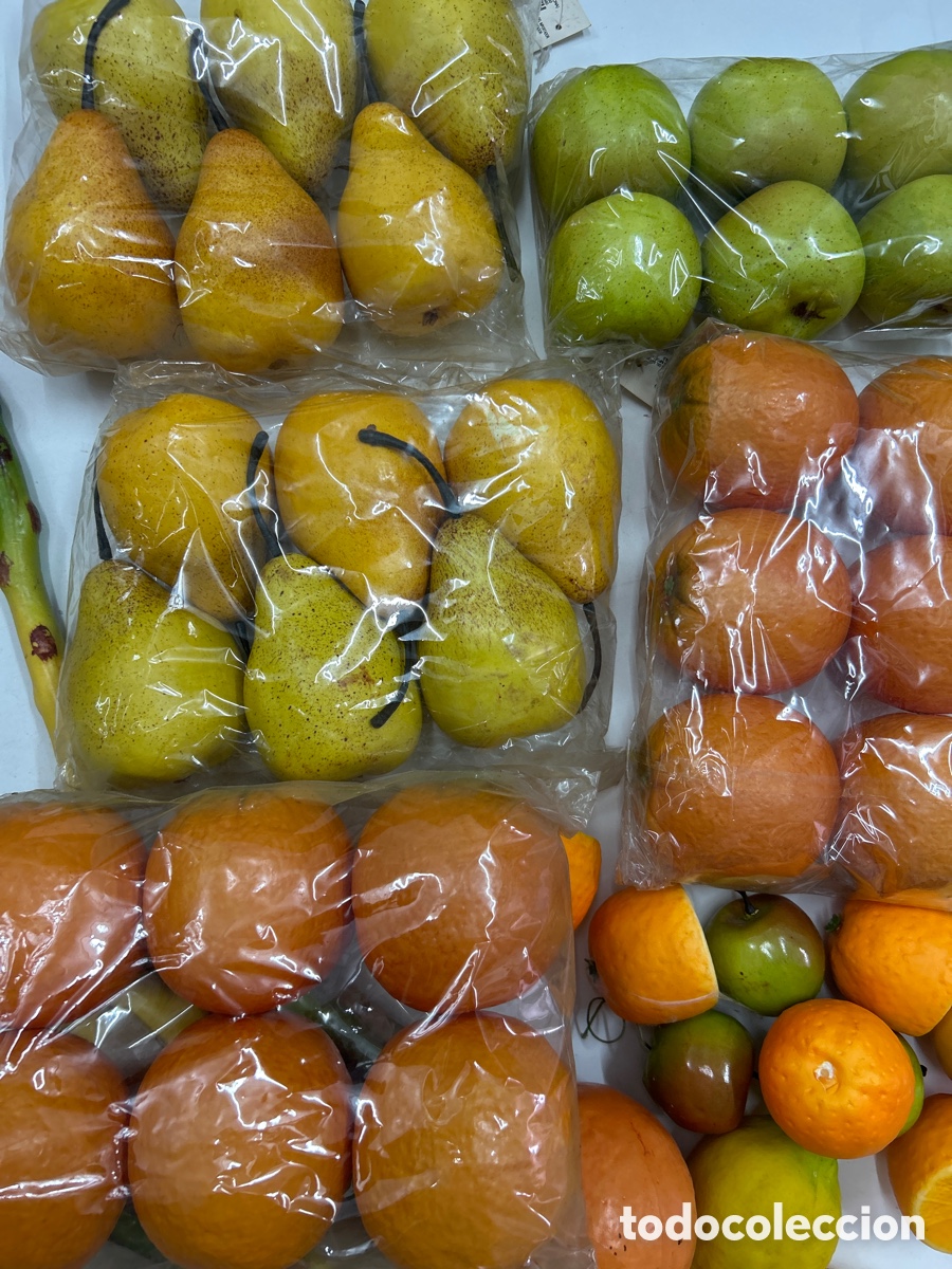 Antig&uuml;edades: Fruta de pl&aacute;stico - Foto 2