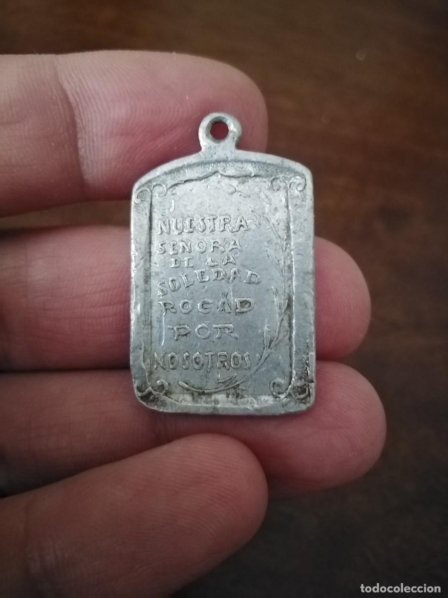 Antig&uuml;edades: Antigua medalla de la Soledad, Badajoz. - Foto 3