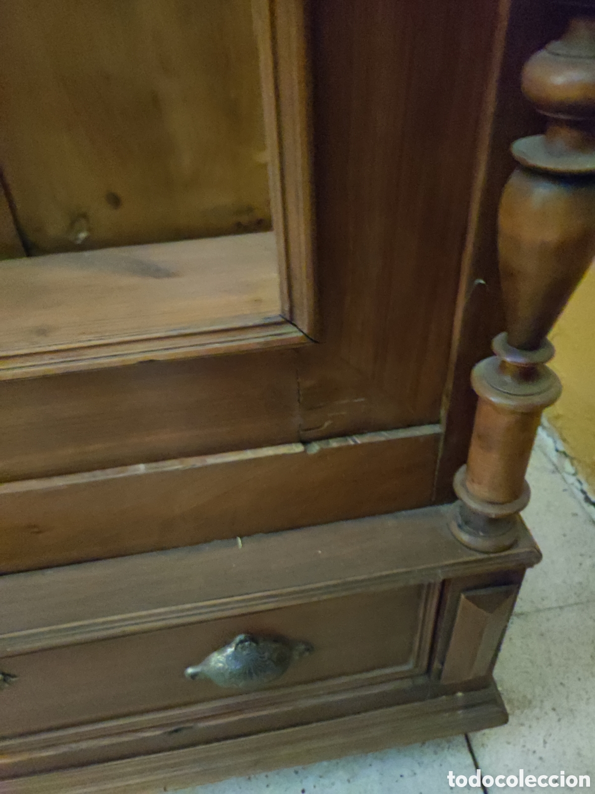 Antig&uuml;edades: Armario peque&ntilde;o. - Foto 8