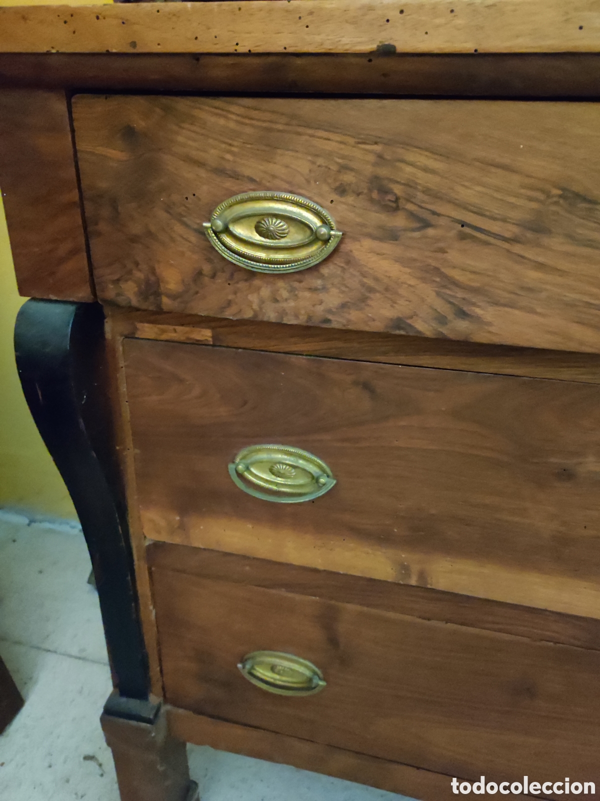 Antig&uuml;edades: C&oacute;moda para restaurar - Foto 2