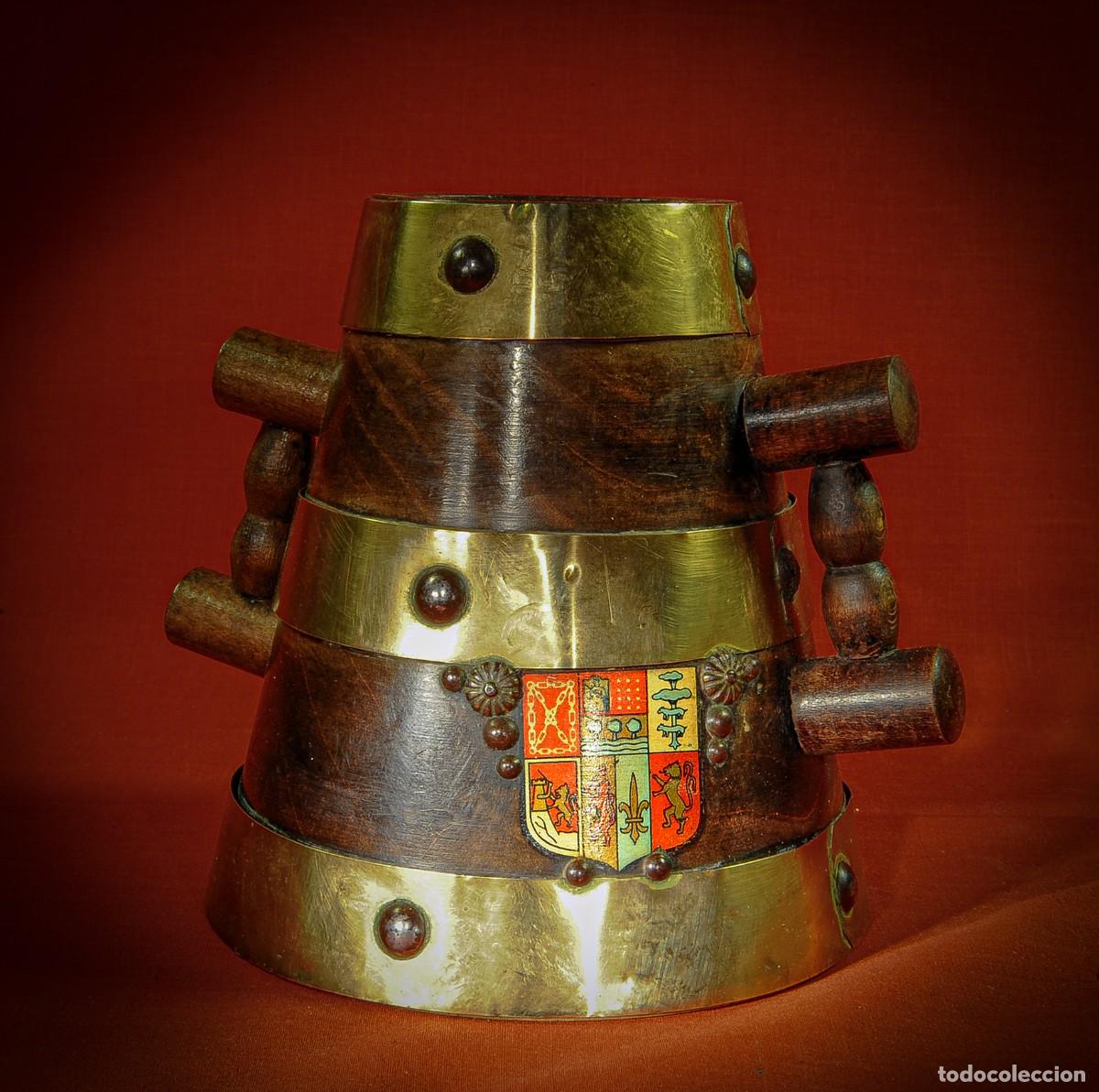 Antig&uuml;edades: Herrada vasca de madera 16 cm - Foto 1
