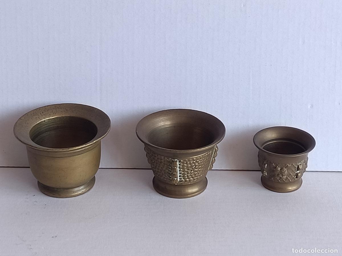 Antig&uuml;edades: 3 MORTEROS DE BRONCE PEQUE&Ntilde;OS