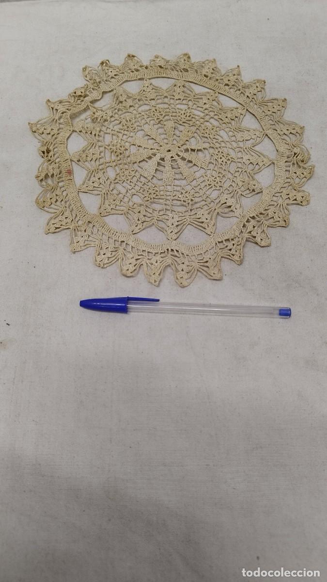 Antig&uuml;edades: Antiguo centro de mesa o tapete,de crochet - Foto 1