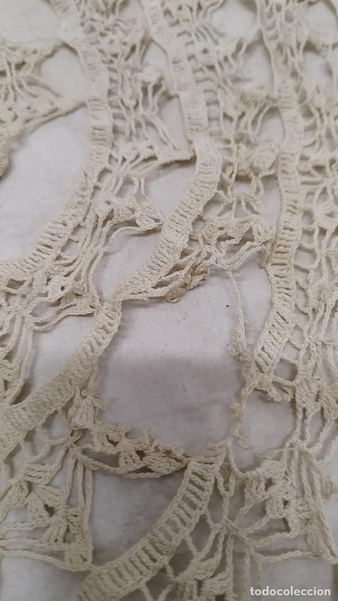 Antig&uuml;edades: Antiguo centro de mesa o tapete,de crochet - Foto 8