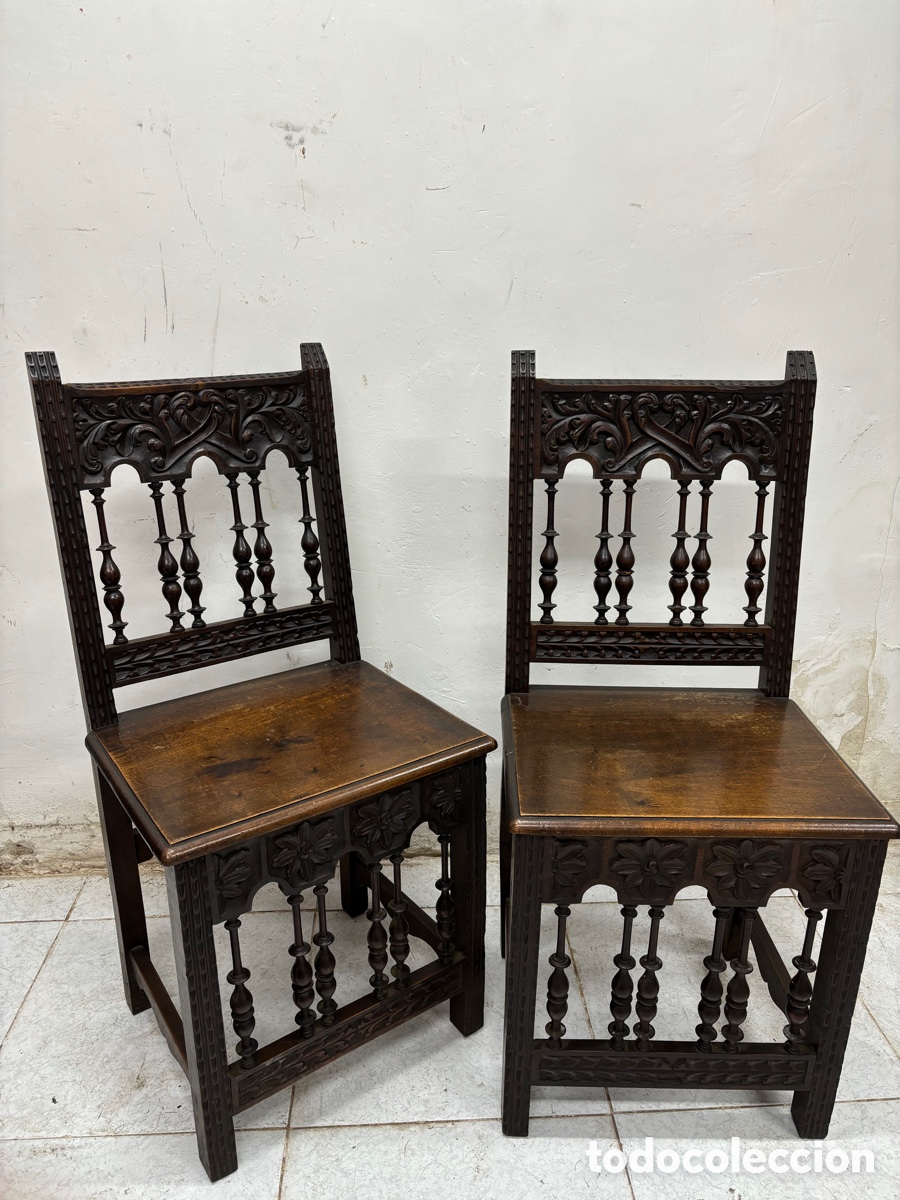Antig&uuml;edades: Pareja de sillas CASTELLANAS - Foto 1